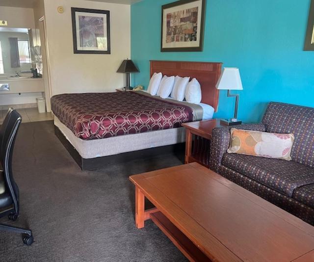 Claridge Inn - St. George Esterno foto