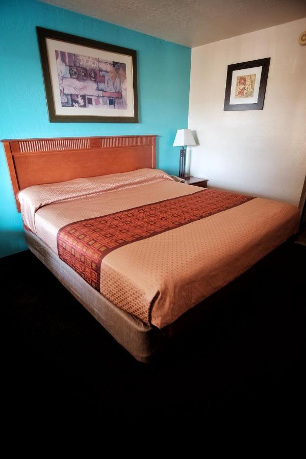Claridge Inn - St. George Esterno foto